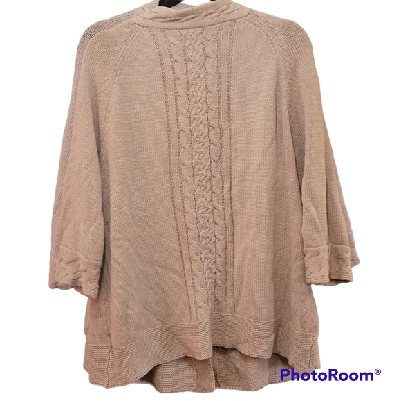 Women's Croft & Barrow Size 1X 2 Button Midsleeve Cardigan - Picture 2 of 8